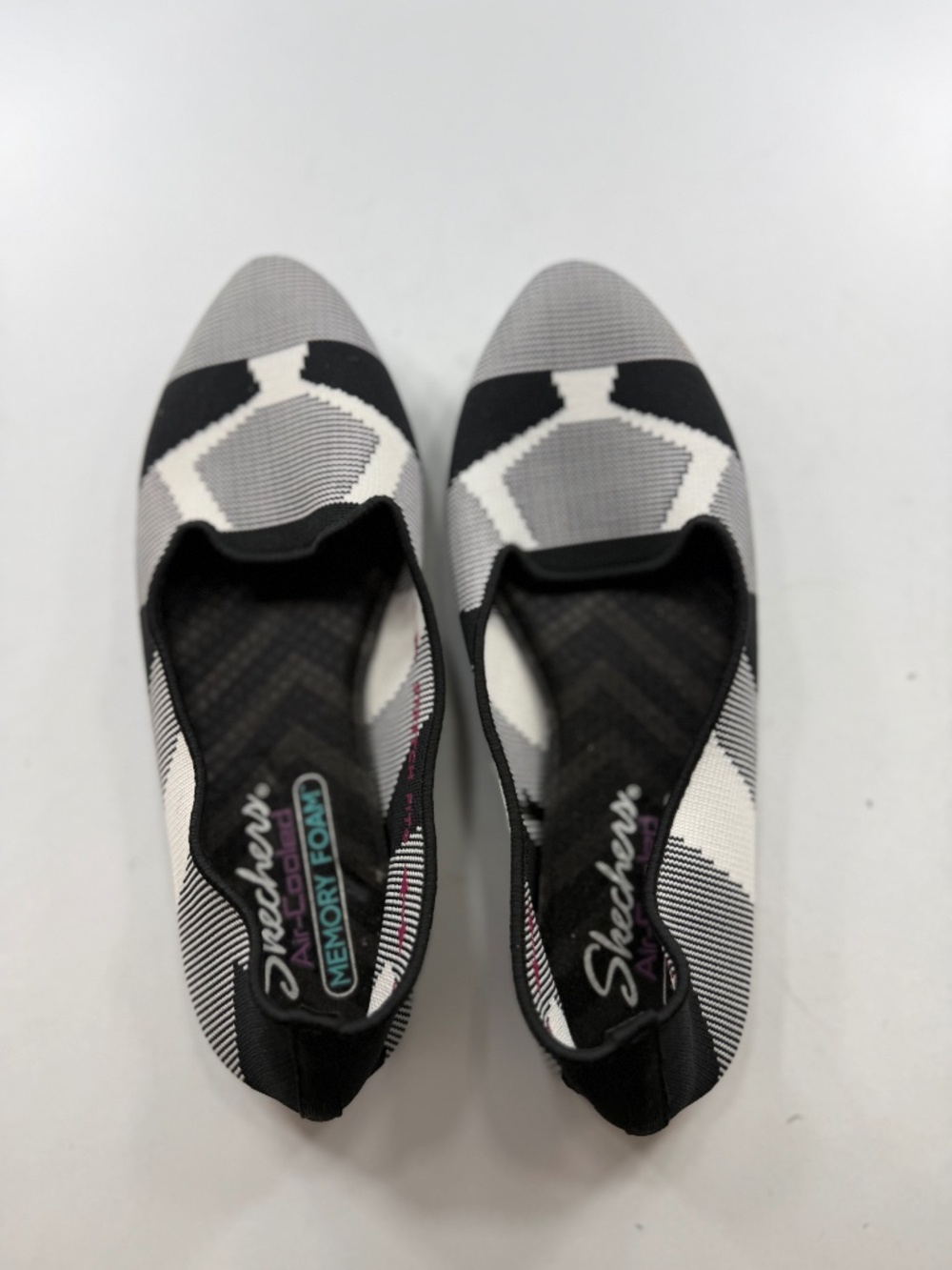 Skechers Cleo Wham Women’s Size 5.5 Black White Ballet Flats